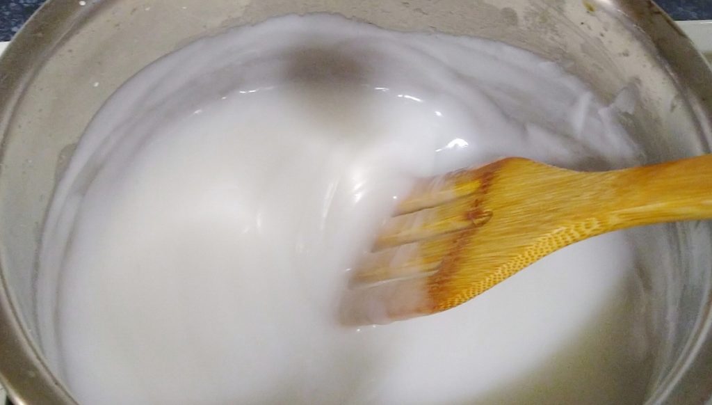 バーワン（肉圓）の皮を作る工程