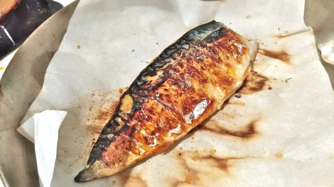 フライパンで焼いた鯖
