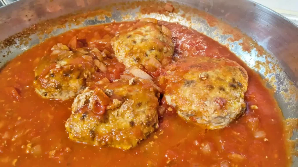 松屋『うまトマ』を作っているときの様子