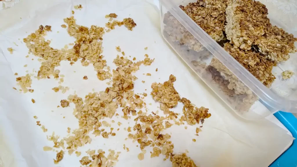 切った時にポロポロと崩れてしまったフラップジャック