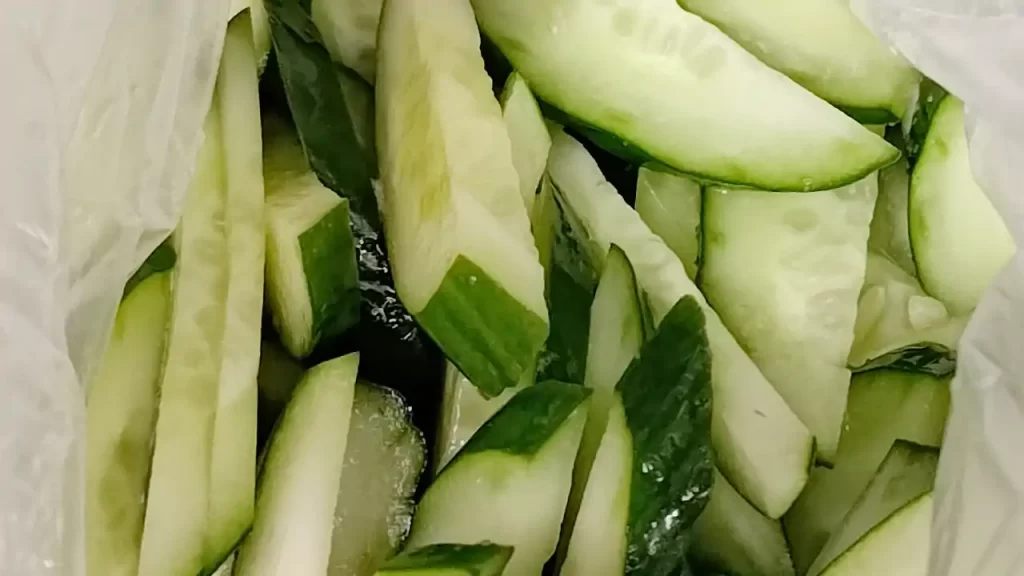 半月切りにしたきゅうり