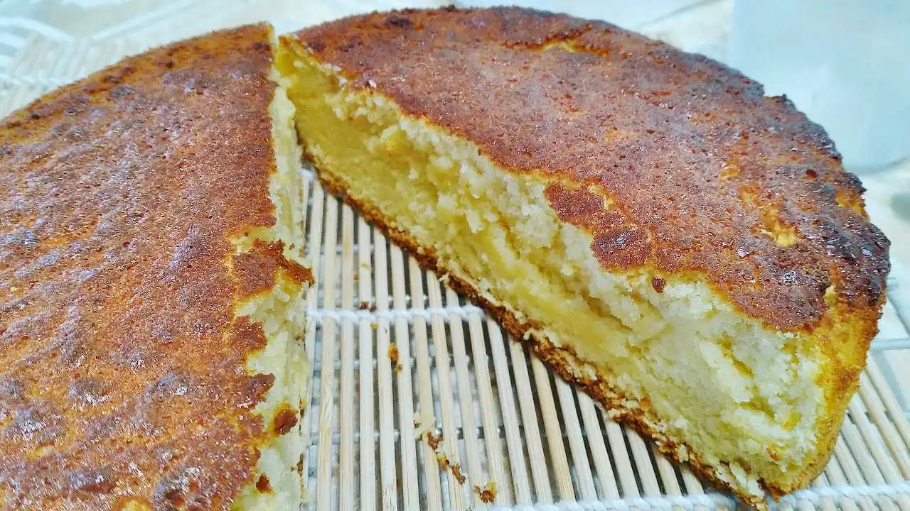 ノンオイルフライヤーで焼いた台湾カステラ「蜂蜜蛋糕」